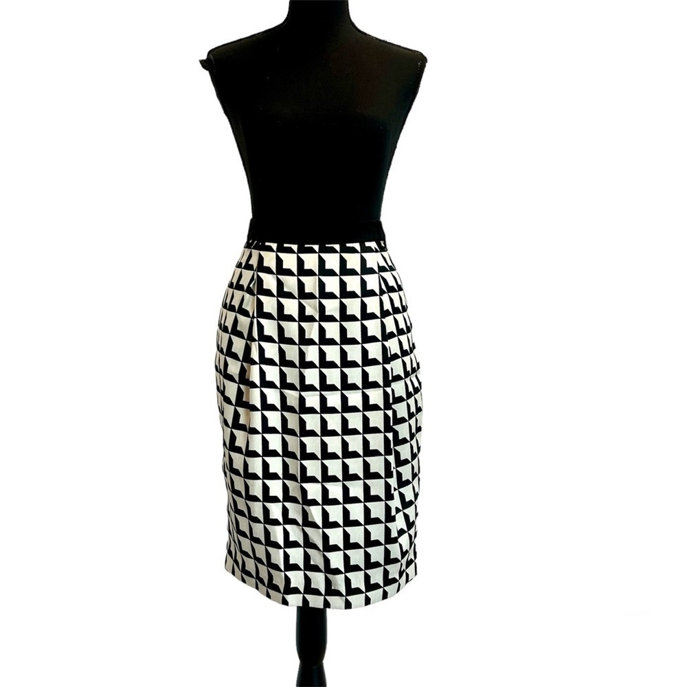 Malene Birger Black ivory white pleated check houndstooth pencil skirt pockets